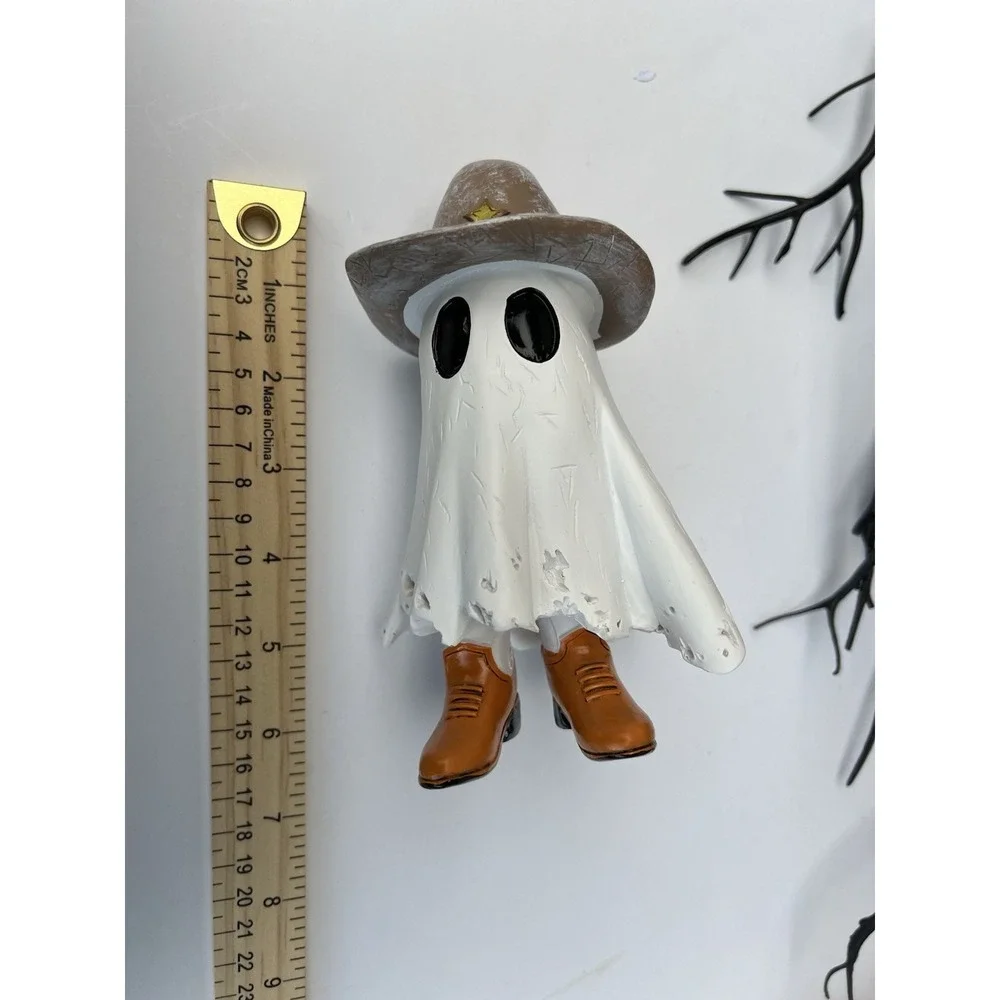 Cowboy Ghost Statue Display Ornaments Resin Handicrafts Halloween Figure 6 in
